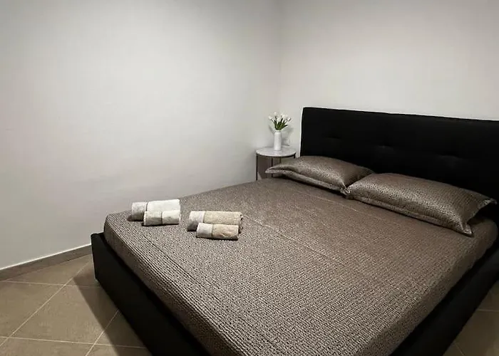 Fronte Park Apartman *